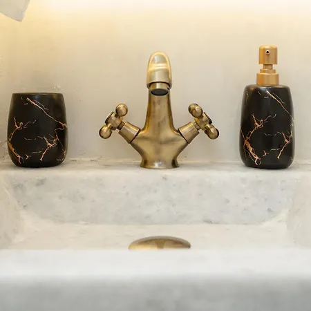 Lägenhet Michael's Filótion