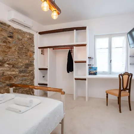 Michael's * Filótion